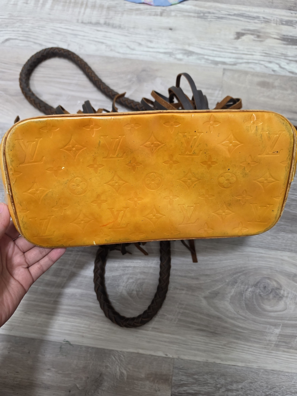 Vintage Revamped Louis Vuitton Yellow Vernis Leather Shoulder Bag - Picture 5 of 5